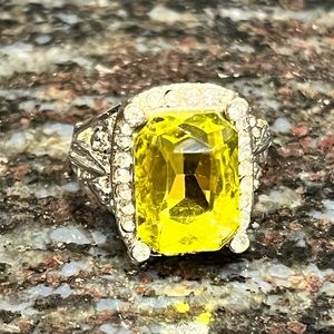 Cocktail Ring Sz 6.5, Olivine color